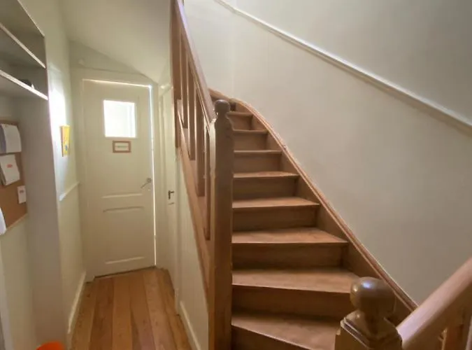 Belle Maison Privee Avec Jardin Dans Le Centre De